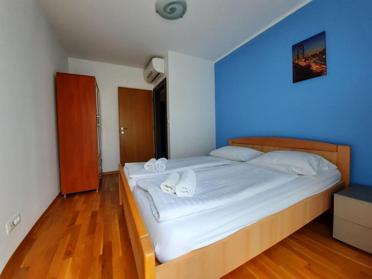 Maslina Apartment Premantura Exterior photo